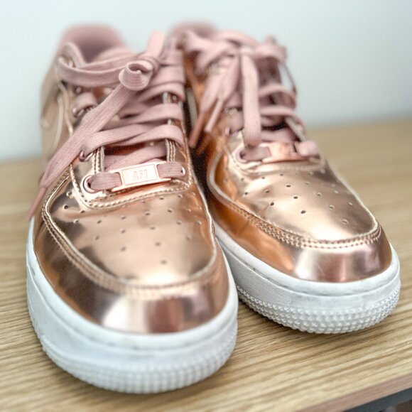 Nike | Rose Gold Air Force 1 - Picture 5 of 10